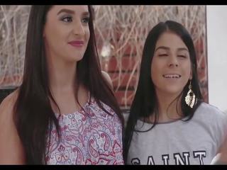 Sınav adolescent scores bir motherdaughter combo, xxx klips 51
