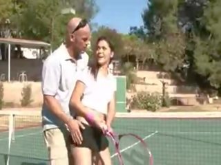 Masidhi pagtatalik video sa ang tenis court